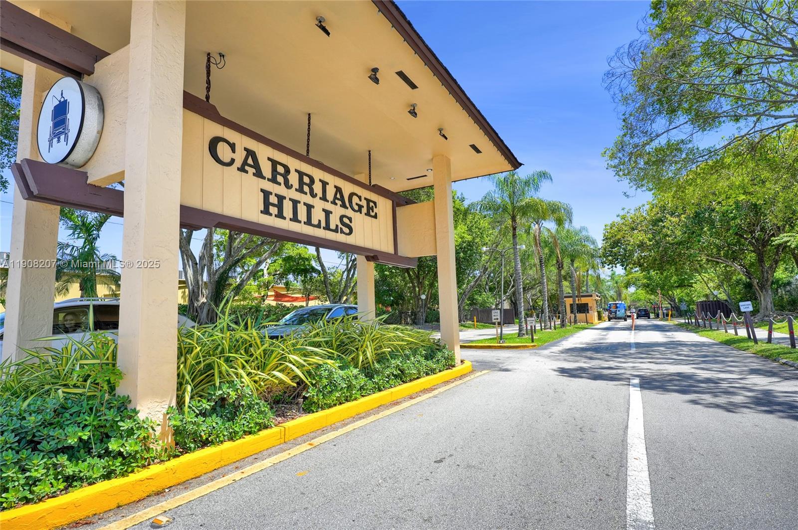 BERKLEY HOUSE OF CARRIAGE - Residential Lease