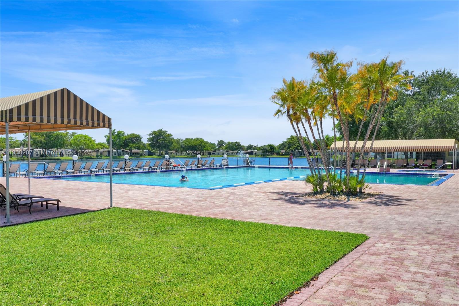 BERKLEY HOUSE OF CARRIAGE - Residential Lease