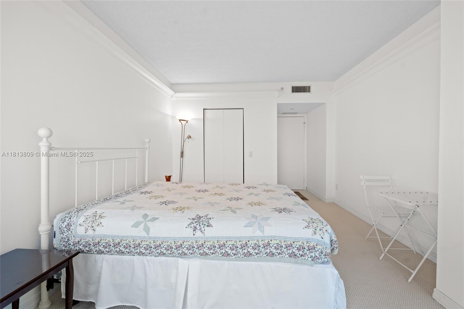 NORTH TOWER AT THE POINT - Residential