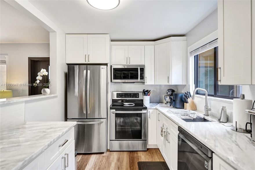 Charming and fully furnished or unfurnished 2BD/2BA condo in the sought-after Lakes of Delray 55+ gated community. CBS-constructed and fully remodeled in 2020 with stainless steel appliances, marble countertops, laminate floors, impact windows and doors. Roof (2019), A/C and water heater (2020). Enjoy a screened patio with serene views, assigned parking, and plenty of guest spaces. Resort-style amenities include clubhouse, pool, spa, fitness center, tennis, and social activities. Minutes from the beach and Atlantic Ave! Move-in ready—schedule your private showing today!