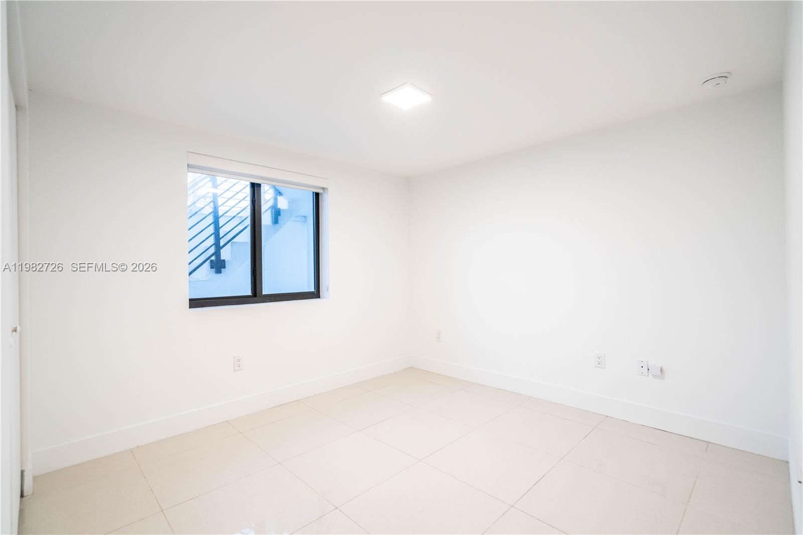 ISLE OF NORMANDY - Residential Lease