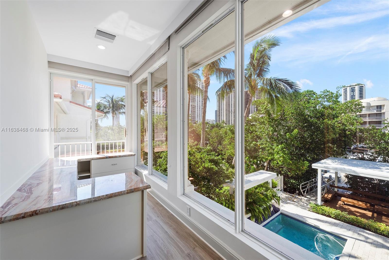 AVENTURA 14TH ADDN - Residential