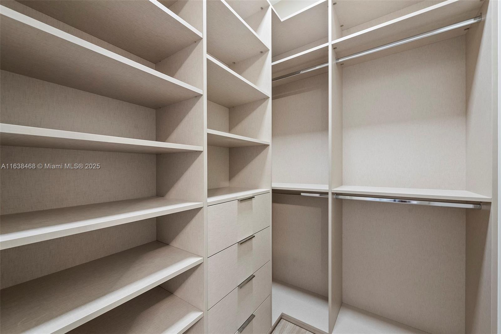 AVENTURA 14TH ADDN - Residential