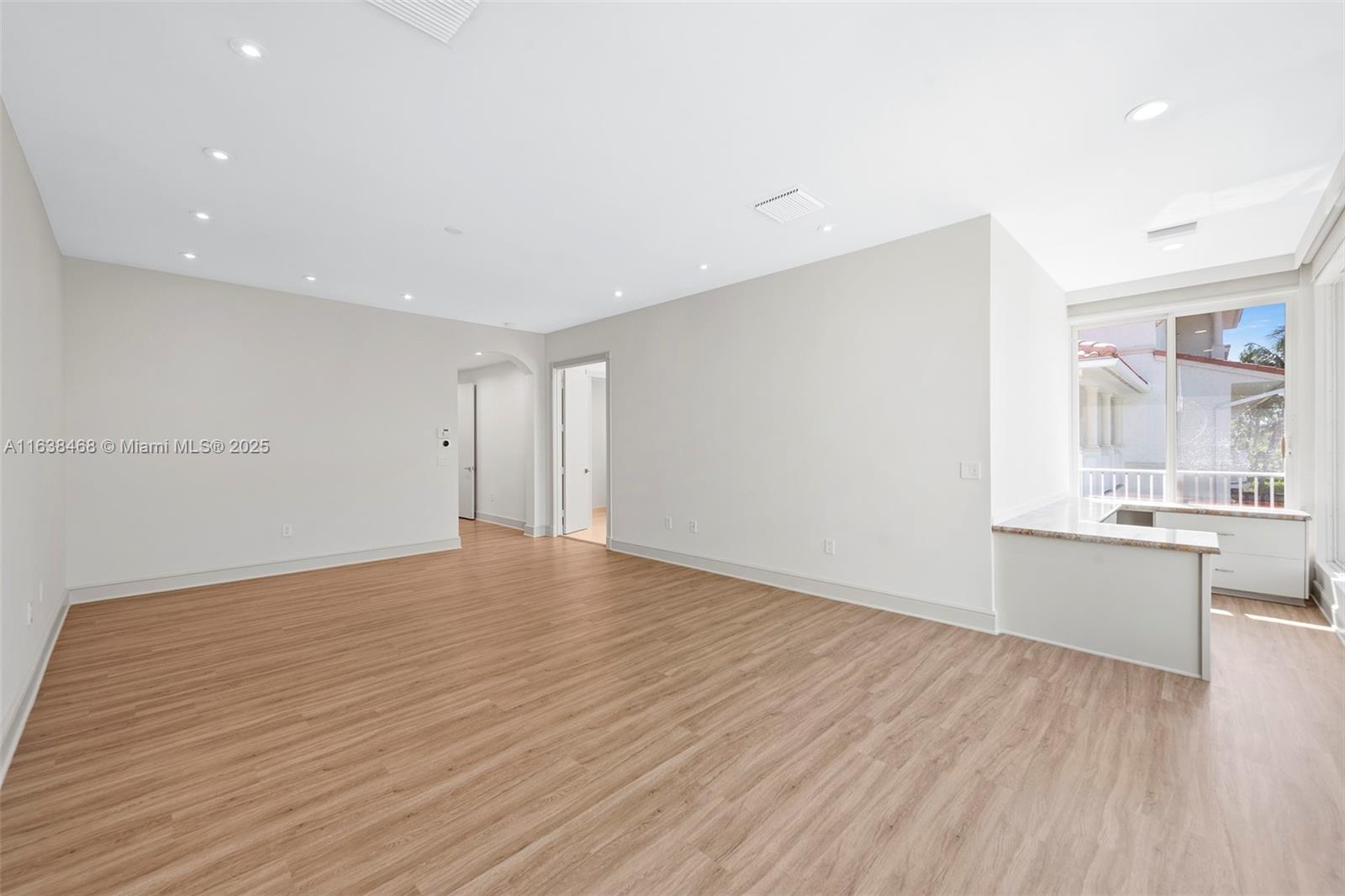 AVENTURA 14TH ADDN - Residential