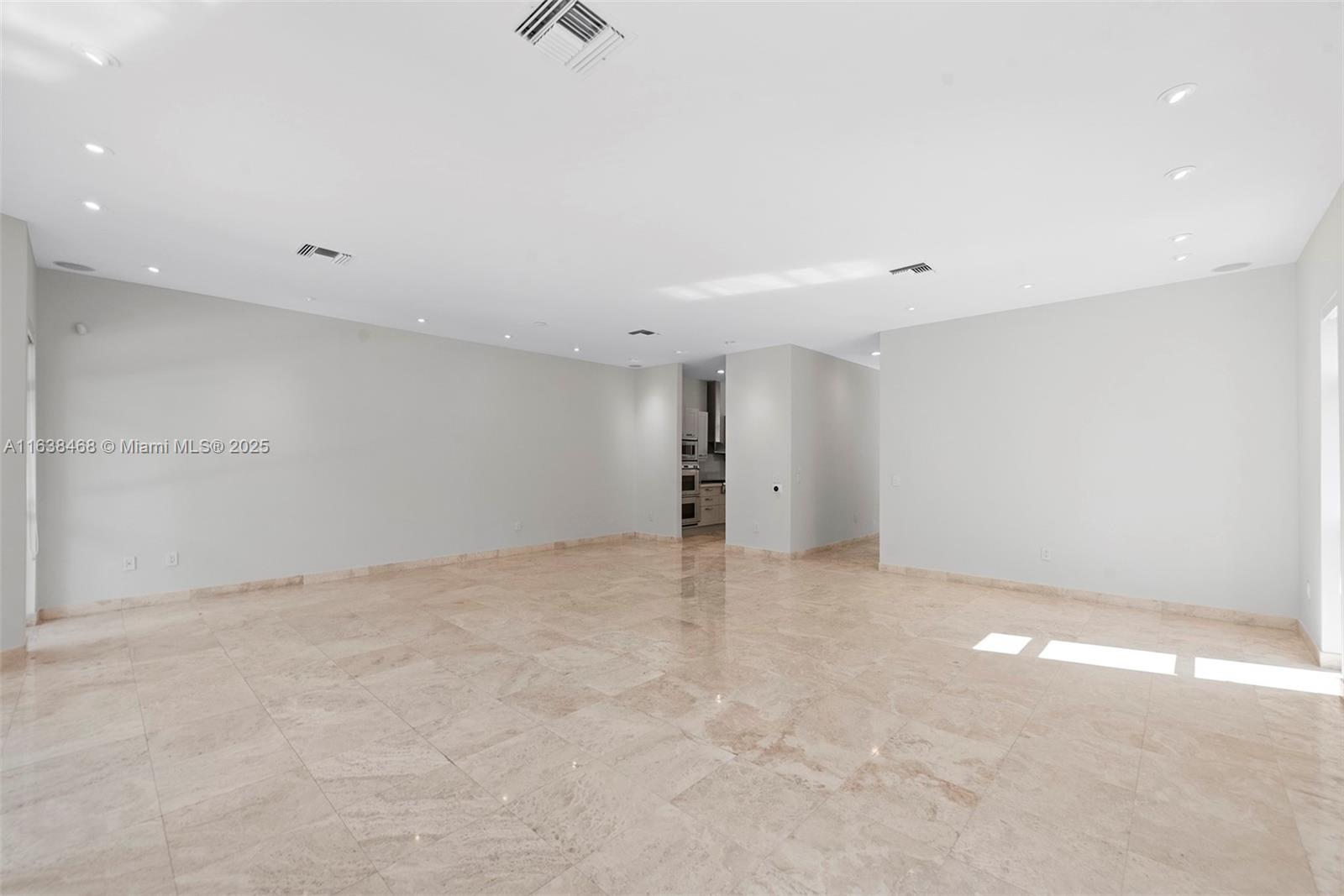 AVENTURA 14TH ADDN - Residential