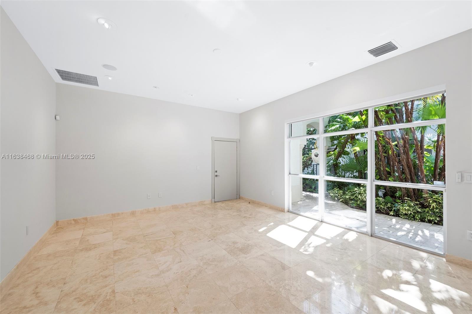 AVENTURA 14TH ADDN - Residential