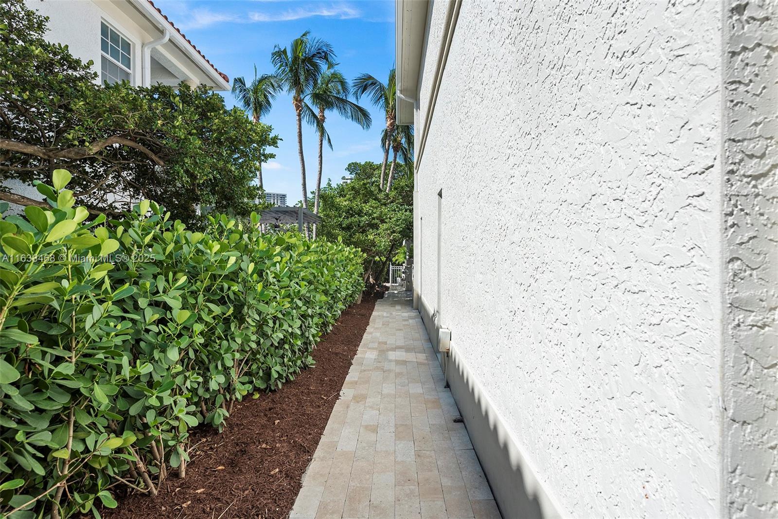 AVENTURA 14TH ADDN - Residential