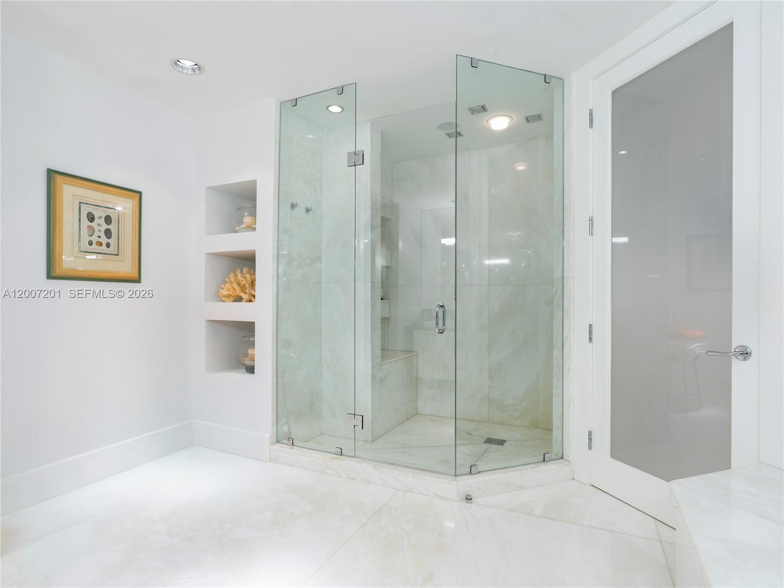 THE BATH CLUB - Residential