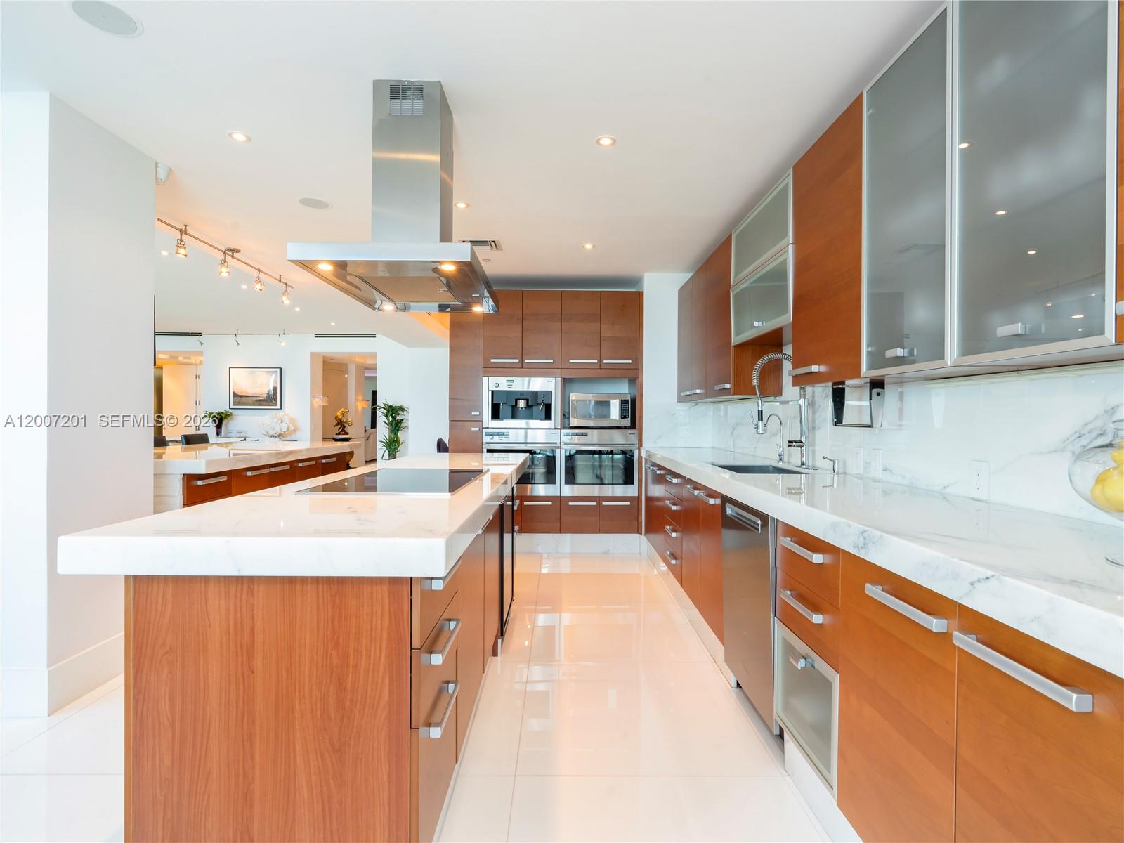 THE BATH CLUB - Residential