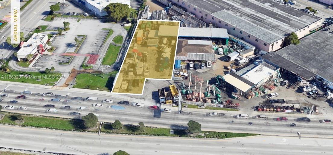 Strategically located in Hialeah. ±17,000 SF Industrial Lot for Lease – Hialeah, FL (Okeechobee Rd Frontage). Exceptional visibility and access, this fully paved and fenced industrial yard offers direct exposure to +57,000 vehicles daily along Okeechobee Road, with immediate proximity to the Palmetto Expressway (SR-826).
Ideal for a variety of industrial or automotive-related uses, this lot is zoned M-1 (Industrial). Strategic Location Advantages: High-traffic location with massive daily visibility, fast access to SR-826, I-75, US-27, and major logistics corridors. Excellent opportunity for fleet operators, contractors, logistics, or automotive service providers. **Lot is ready for immediate occupancy.**