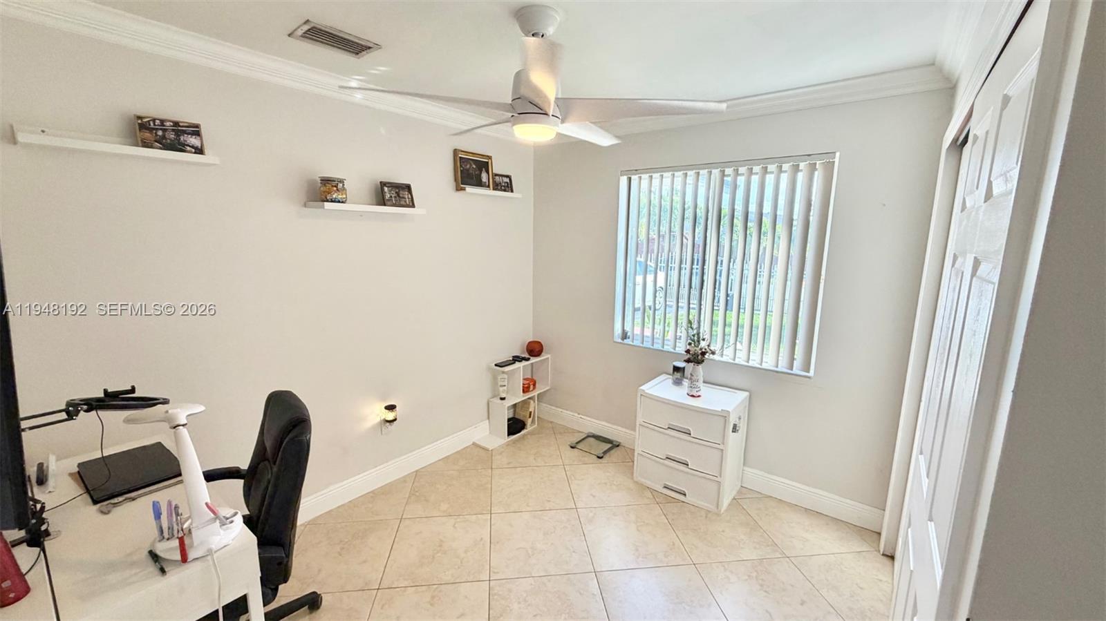 MEADOW WOOD MANOR SEC 9 - Residential