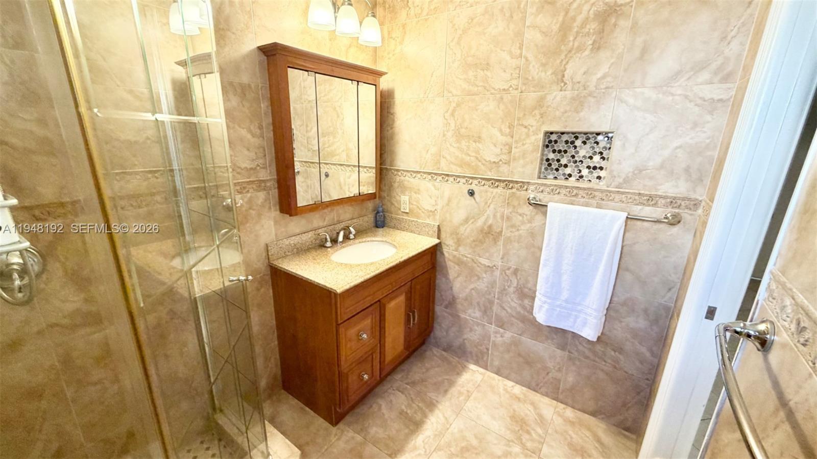 MEADOW WOOD MANOR SEC 9 - Residential