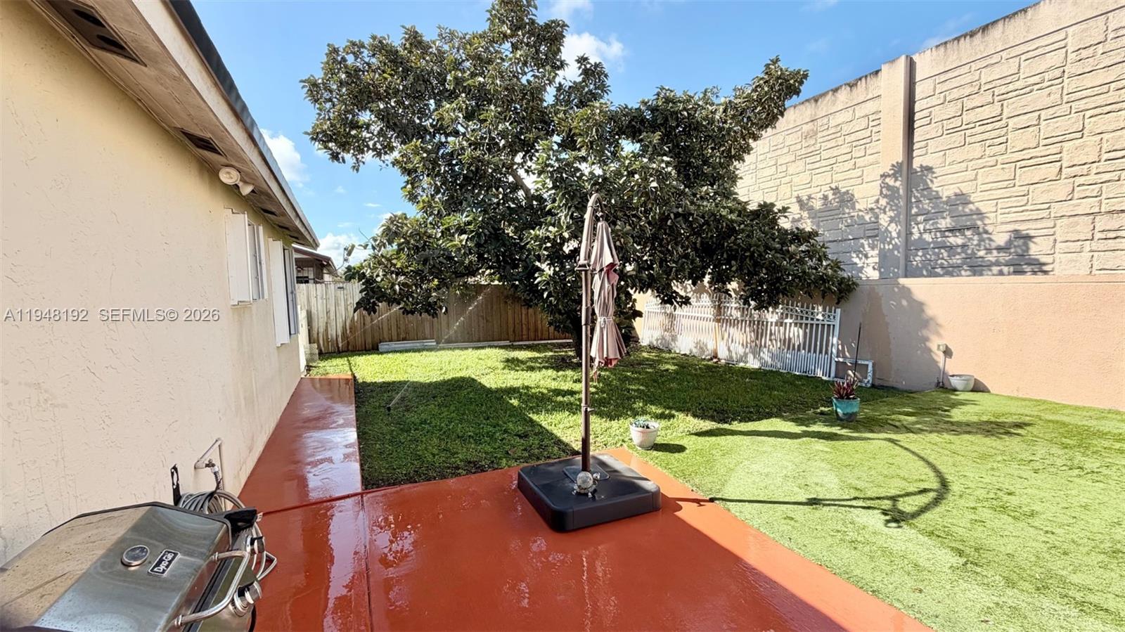 MEADOW WOOD MANOR SEC 9 - Residential