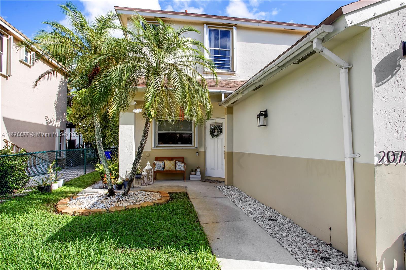 CHAPEL TRAIL REPLAT - Residential Lease