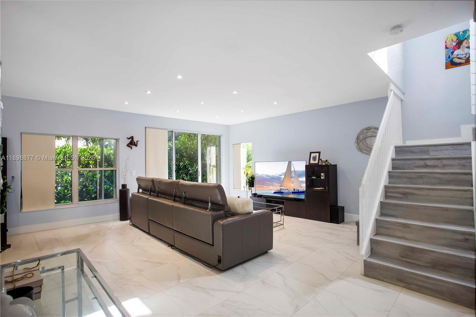 CHAPEL TRAIL REPLAT - Residential Lease