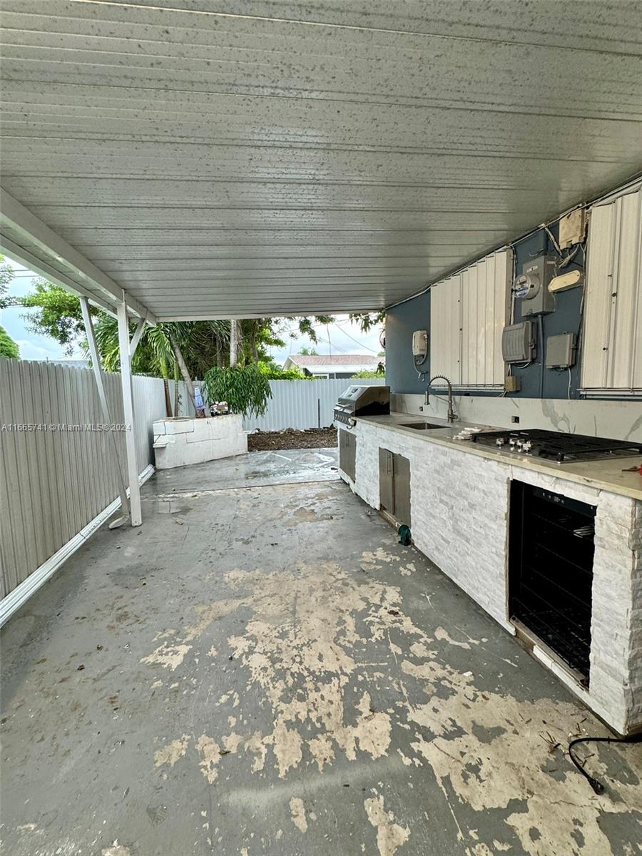 REPLAT OF PORTIONS OF RIC - Residential Lease