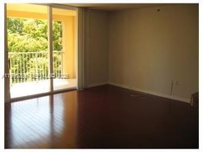 Yacht Club - Residential Lease