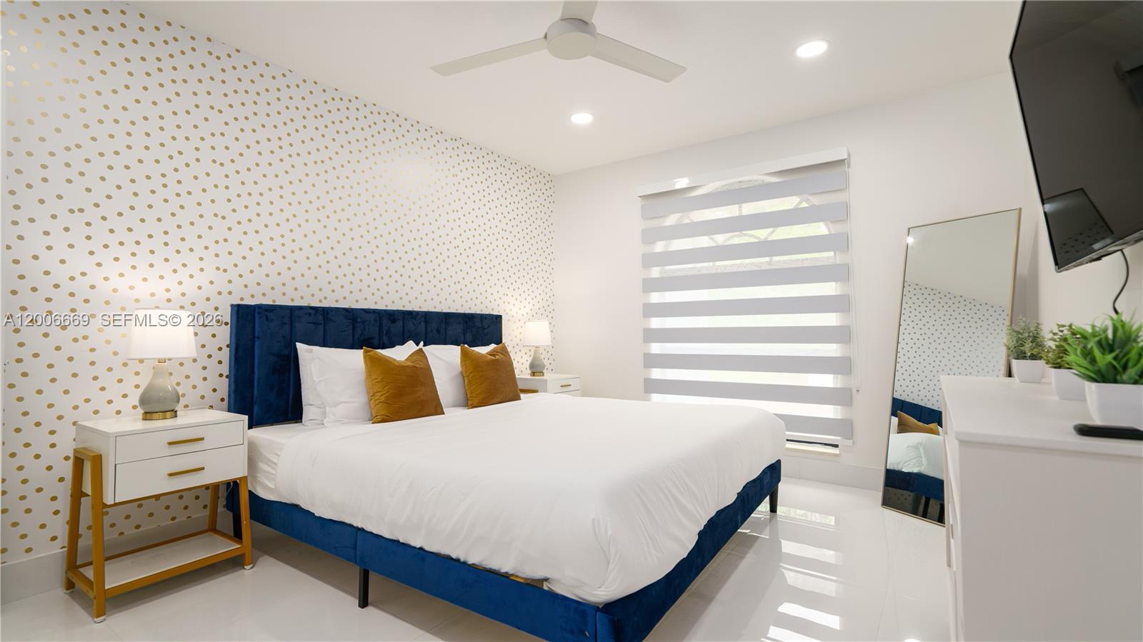 CHAMBERS LAND CO SUB NE1/ - Residential