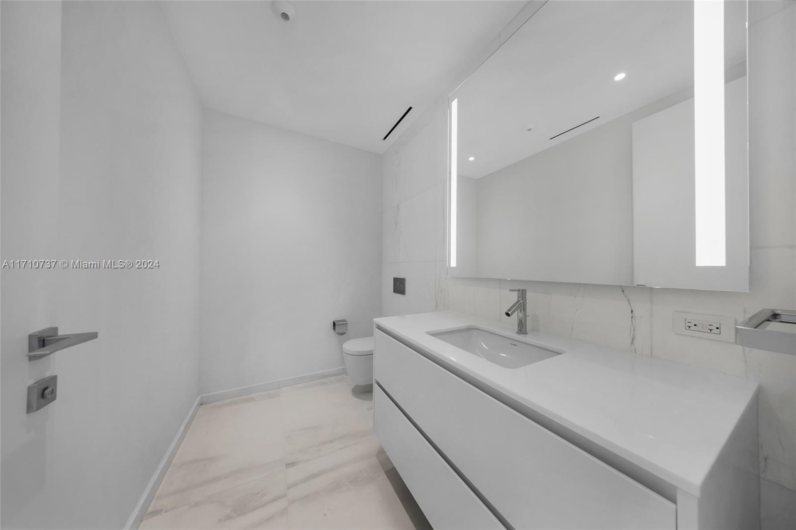 Aston Martin Residences - Residential