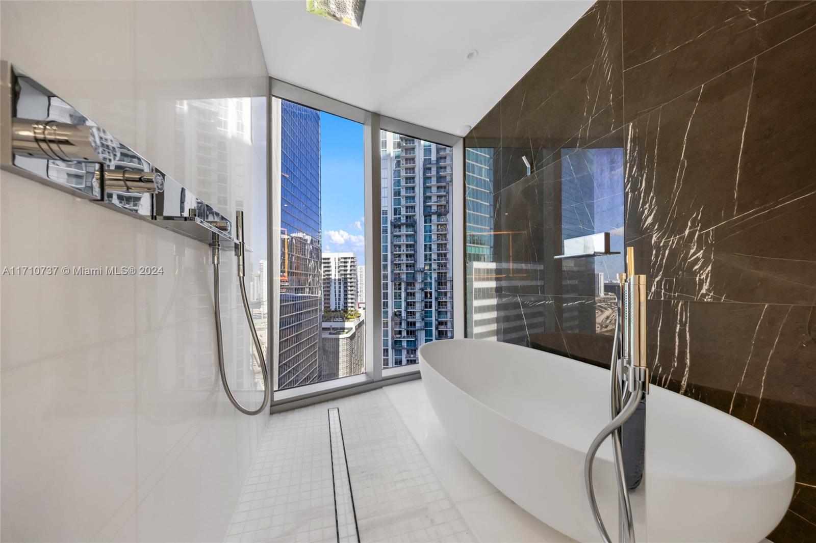 Aston Martin Residences - Residential
