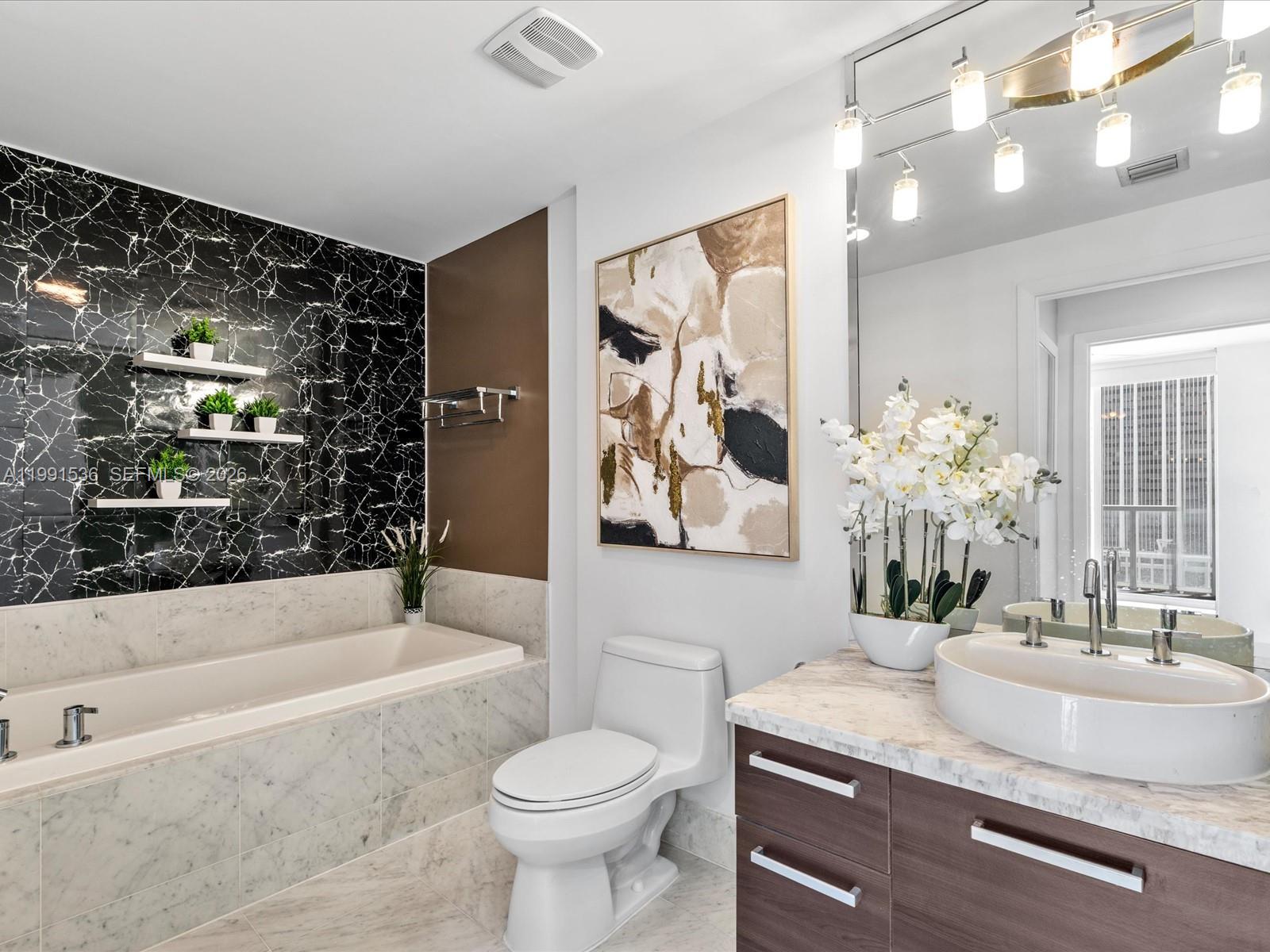 VIZCAYNE NORTH CONDO - Residential