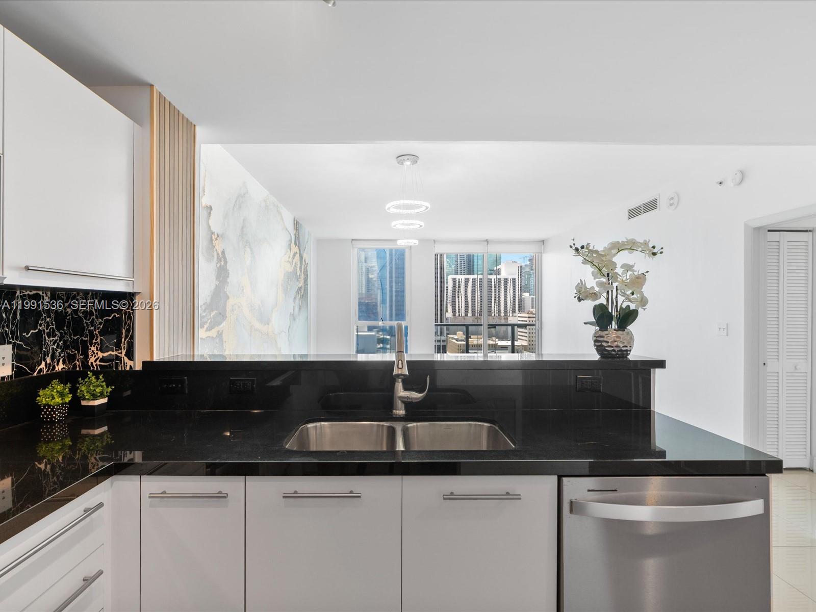 VIZCAYNE NORTH CONDO - Residential