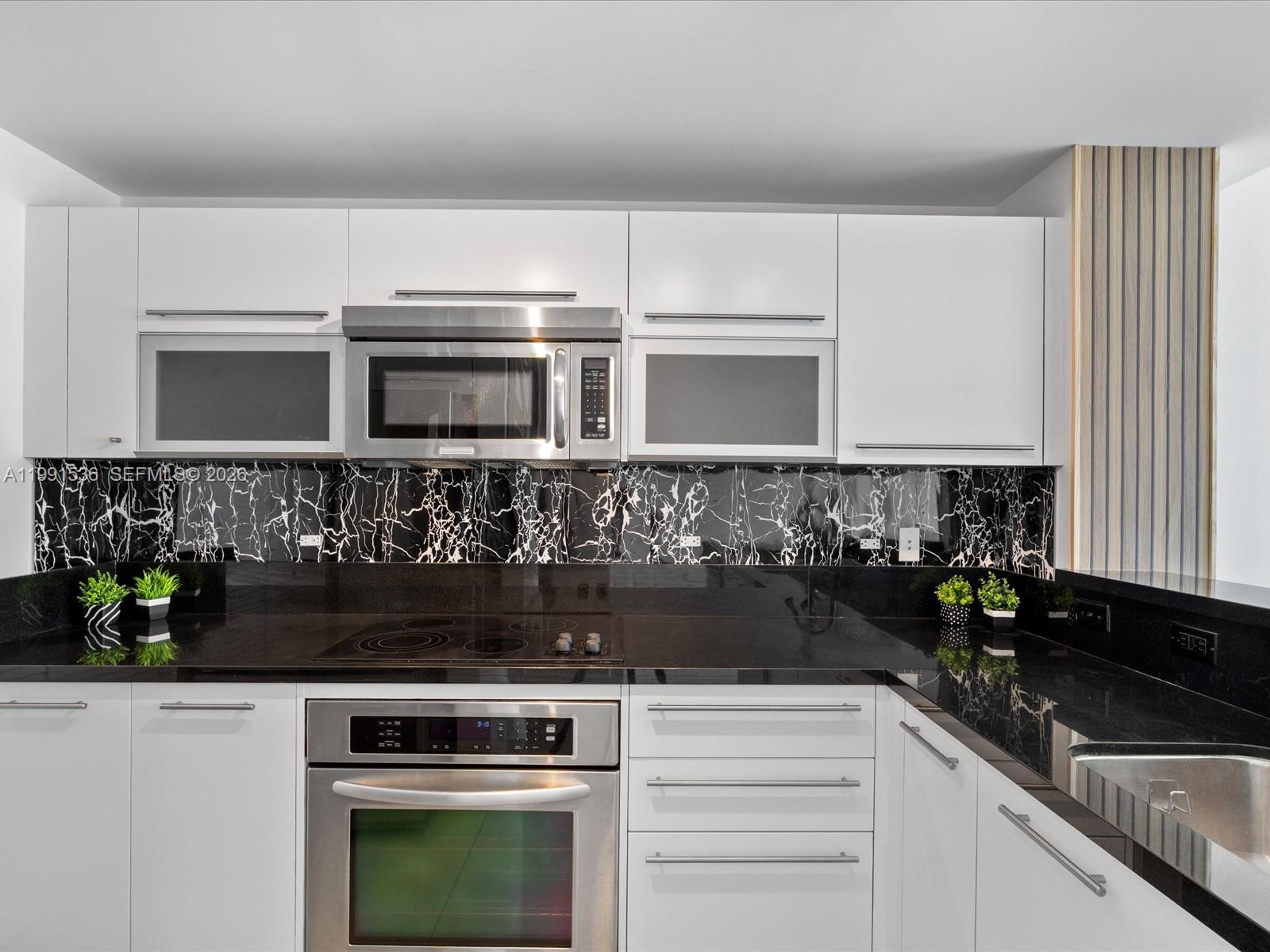 VIZCAYNE NORTH CONDO - Residential