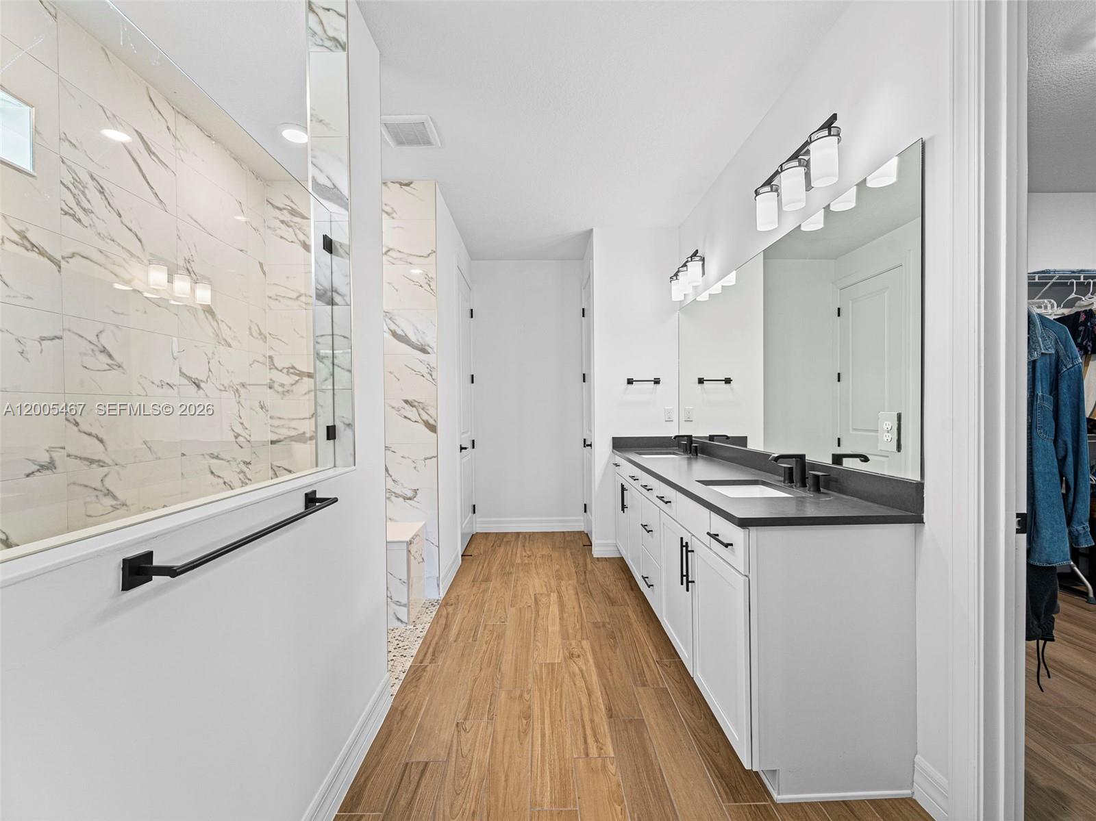 OAK TREE PROPERTY REDEVEL - Residential