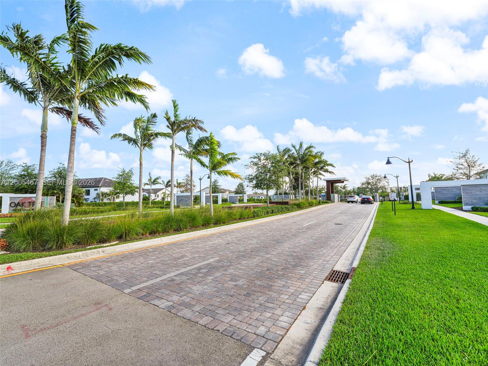 OAK TREE PROPERTY REDEVEL - Residential