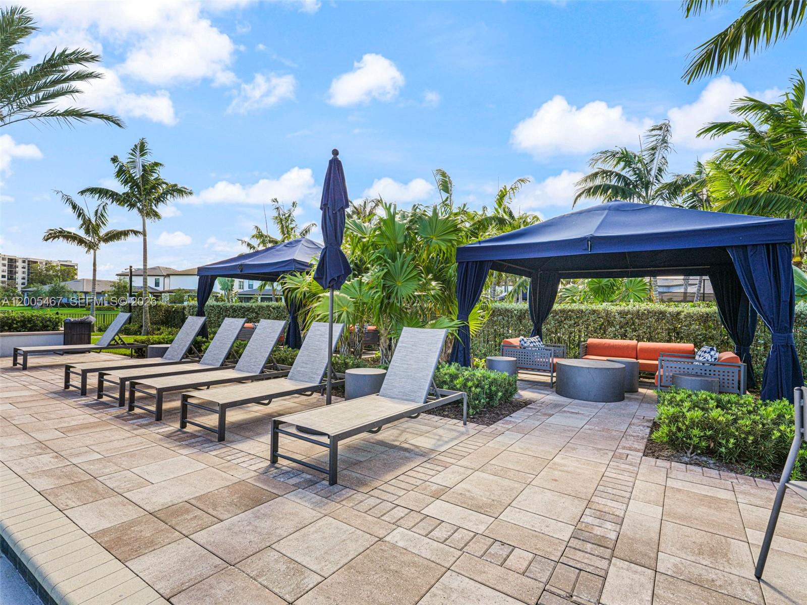 OAK TREE PROPERTY REDEVEL - Residential