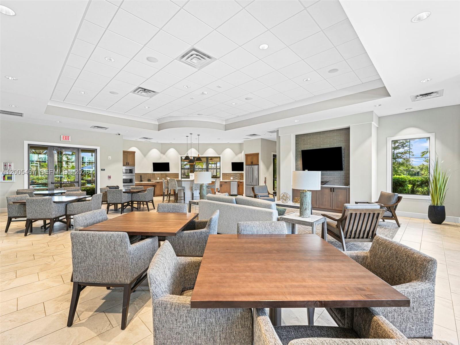 OAK TREE PROPERTY REDEVEL - Residential