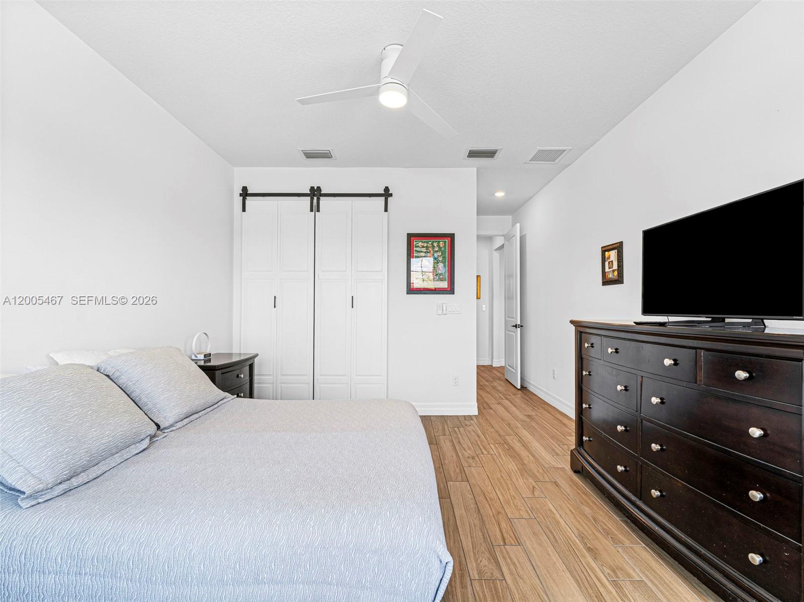OAK TREE PROPERTY REDEVEL - Residential