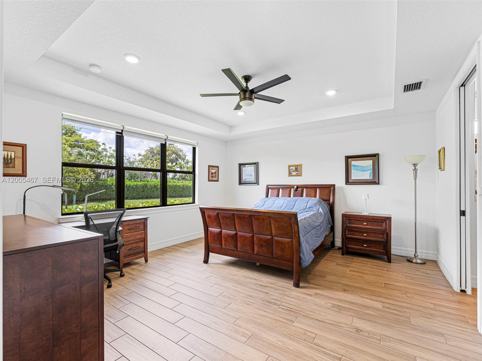 OAK TREE PROPERTY REDEVEL - Residential