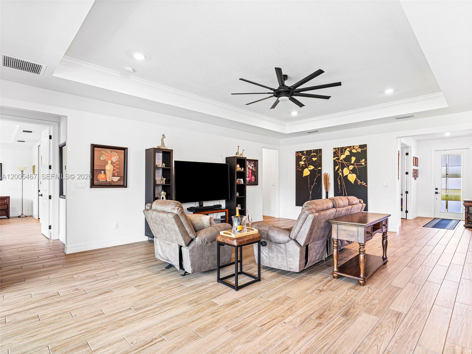 OAK TREE PROPERTY REDEVEL - Residential