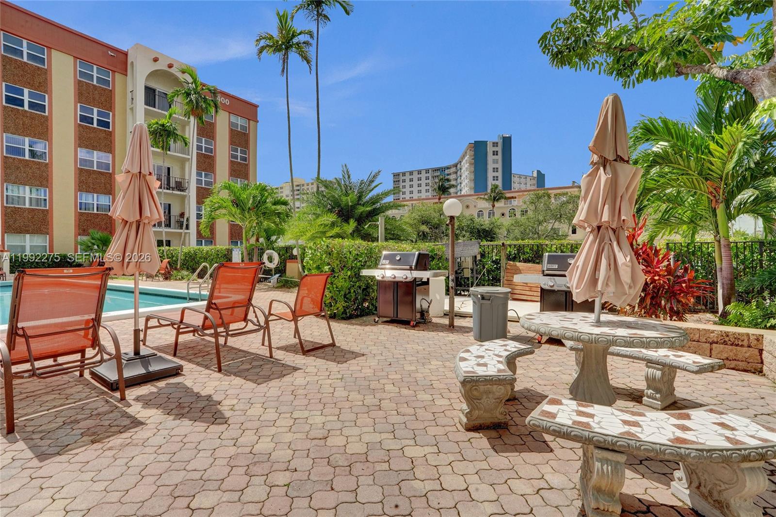 LADO DEL RIO CONDO - Residential