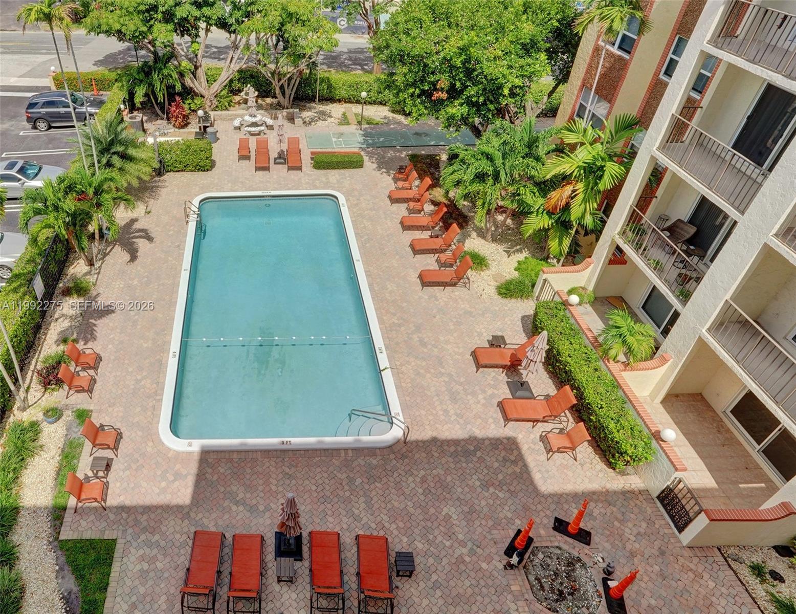 LADO DEL RIO CONDO - Residential