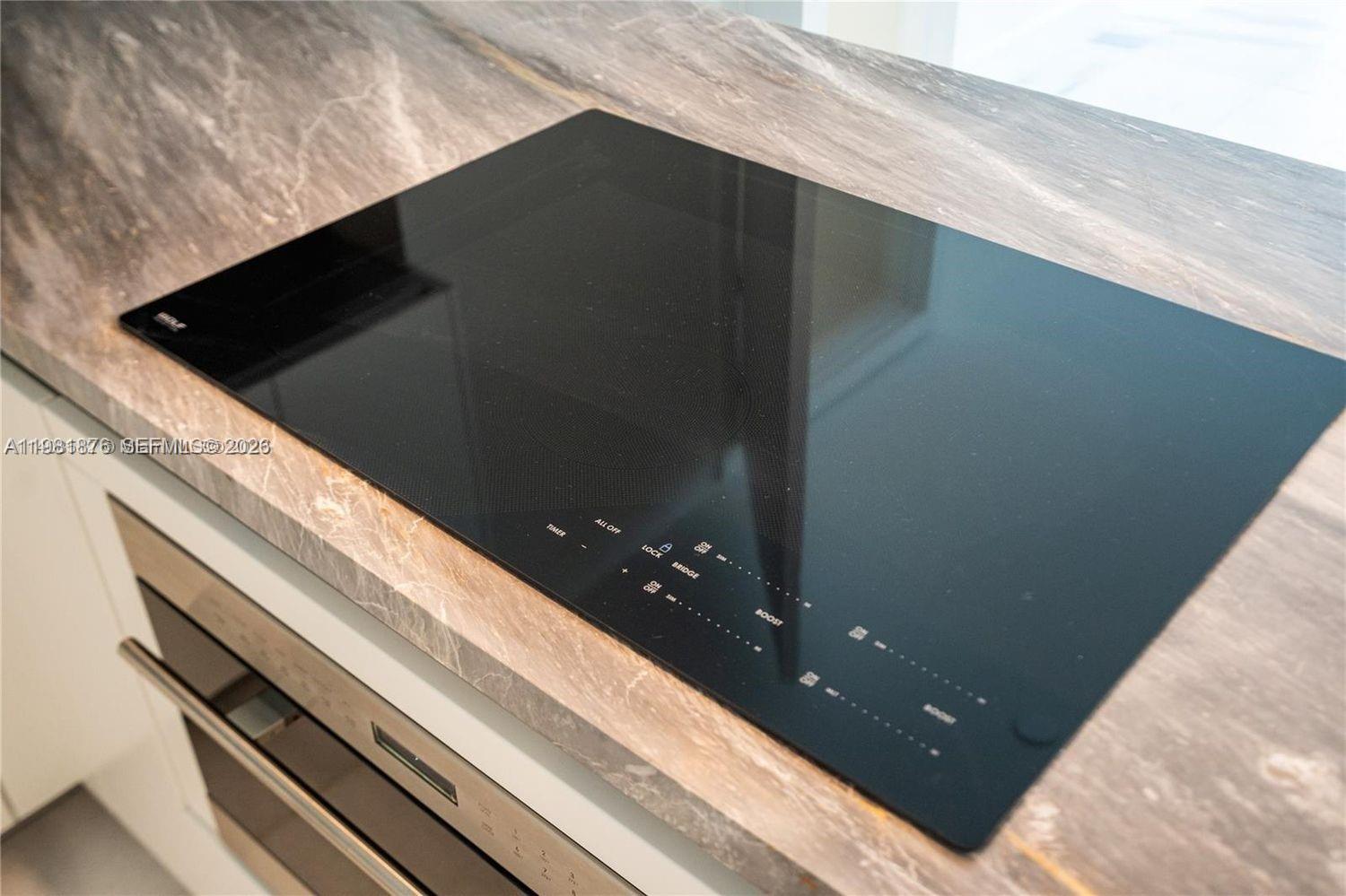 ESCOTTONIA PARK - Residential Lease