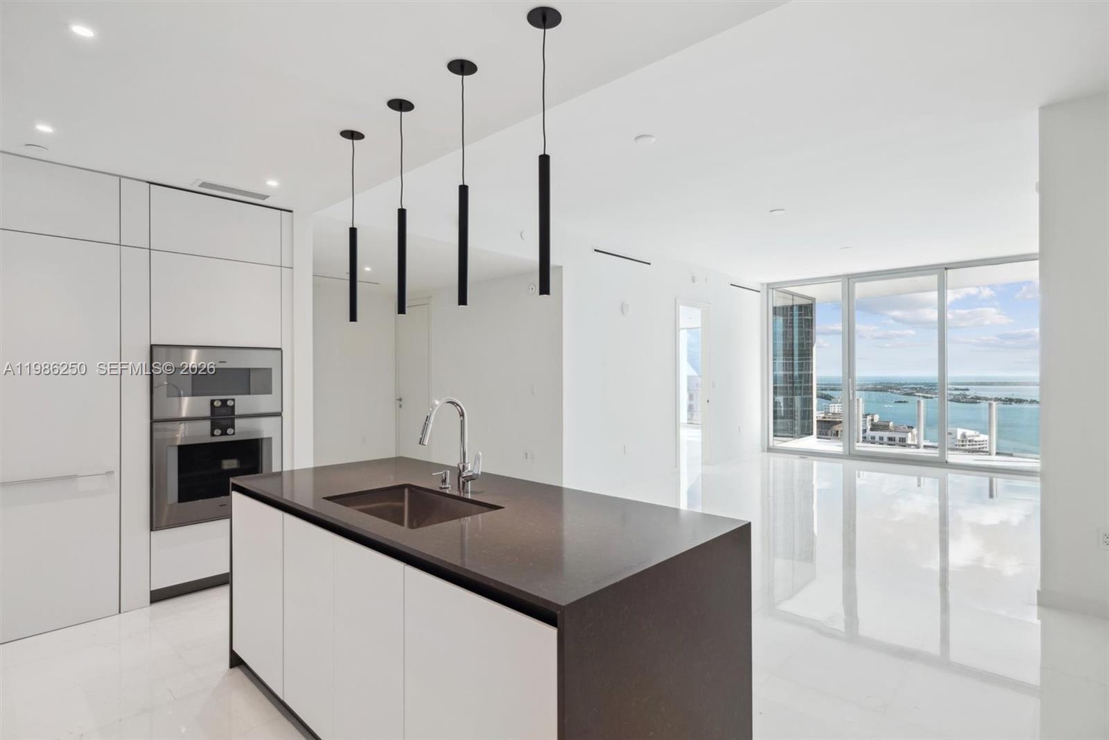 300 Biscayne Boulevard Way 3805W