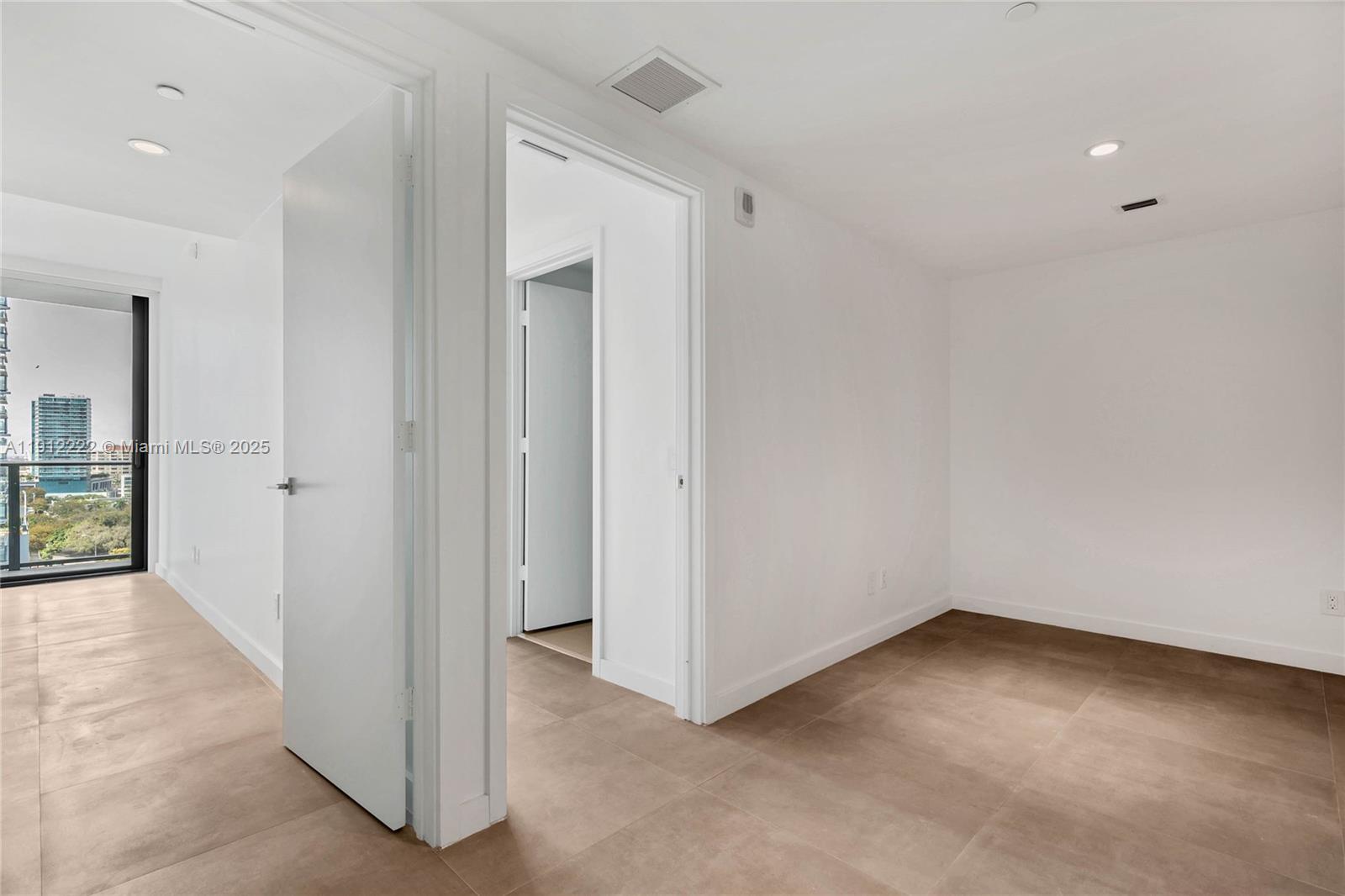 ONE PARAISO CONDO - Residential Lease