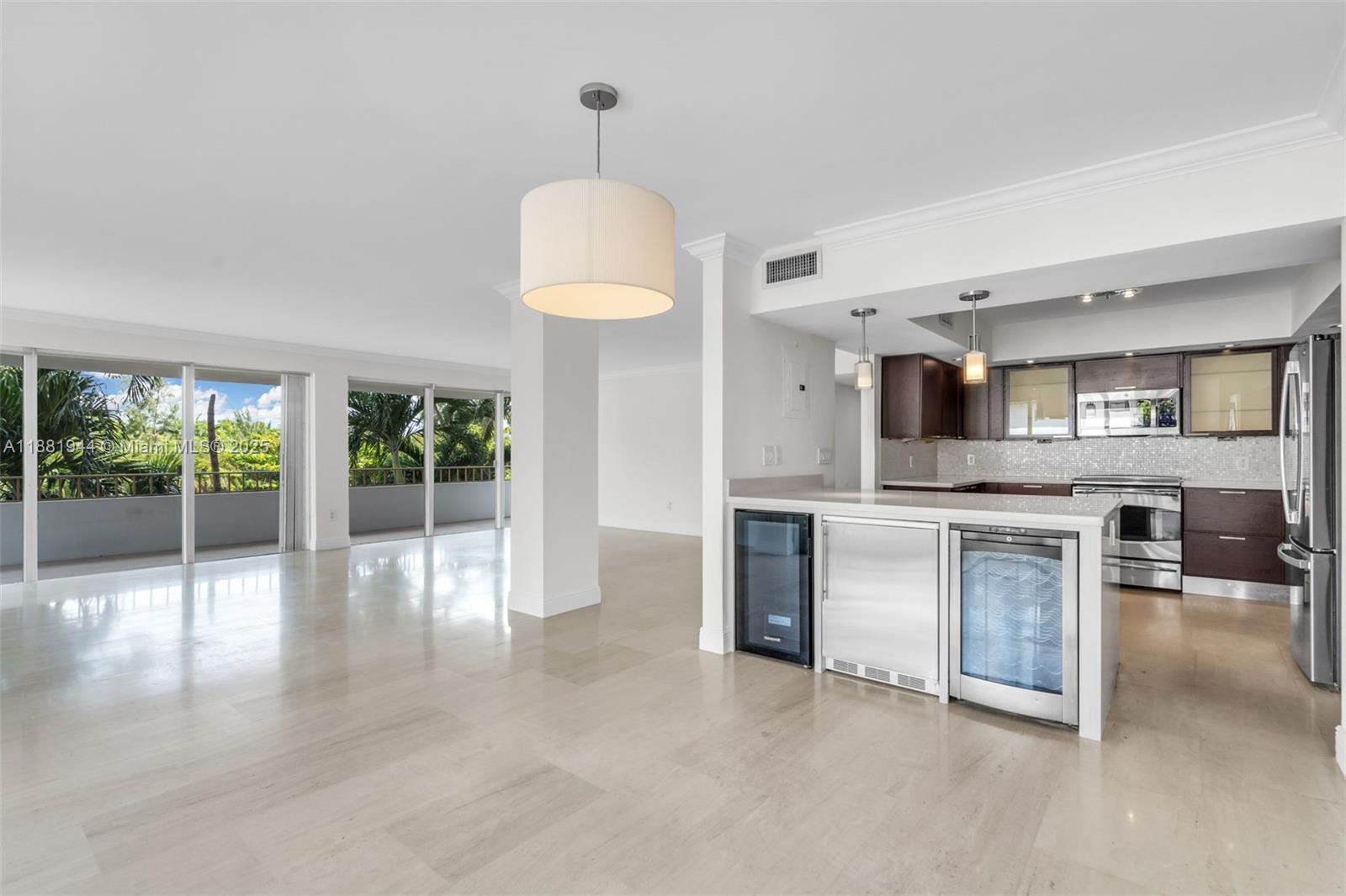 COMMODORE CLUB WEST CONDO - Residential