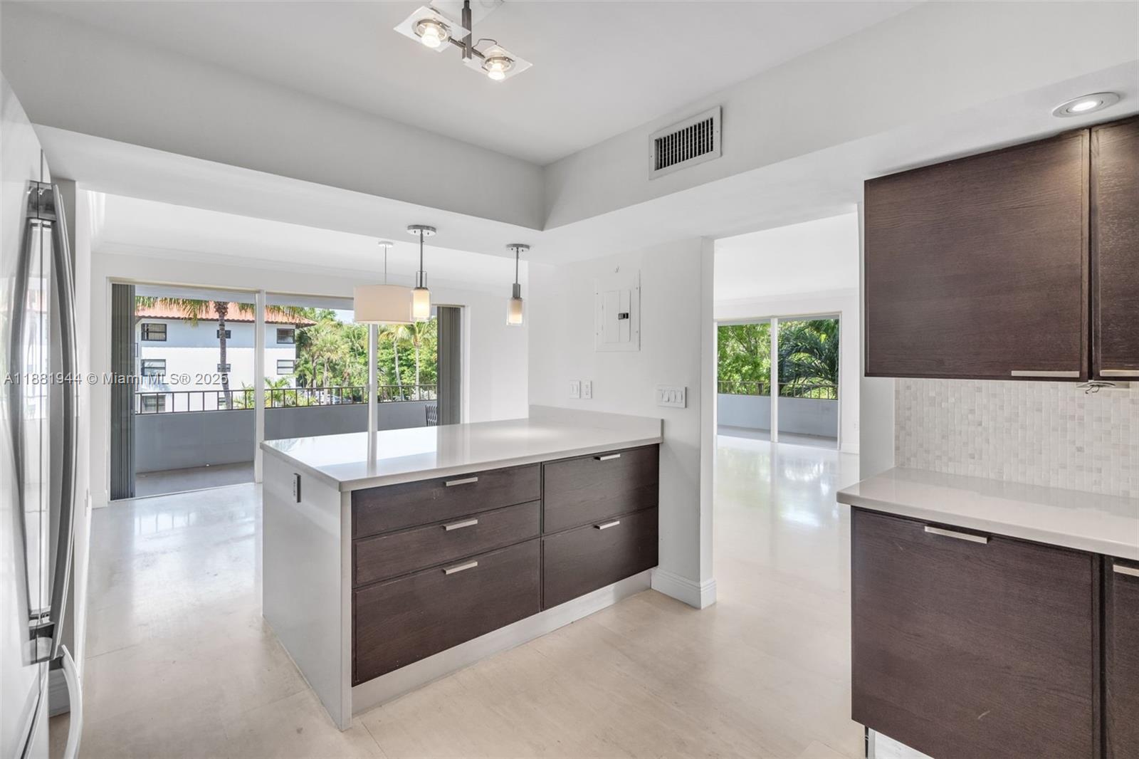 COMMODORE CLUB WEST CONDO - Residential