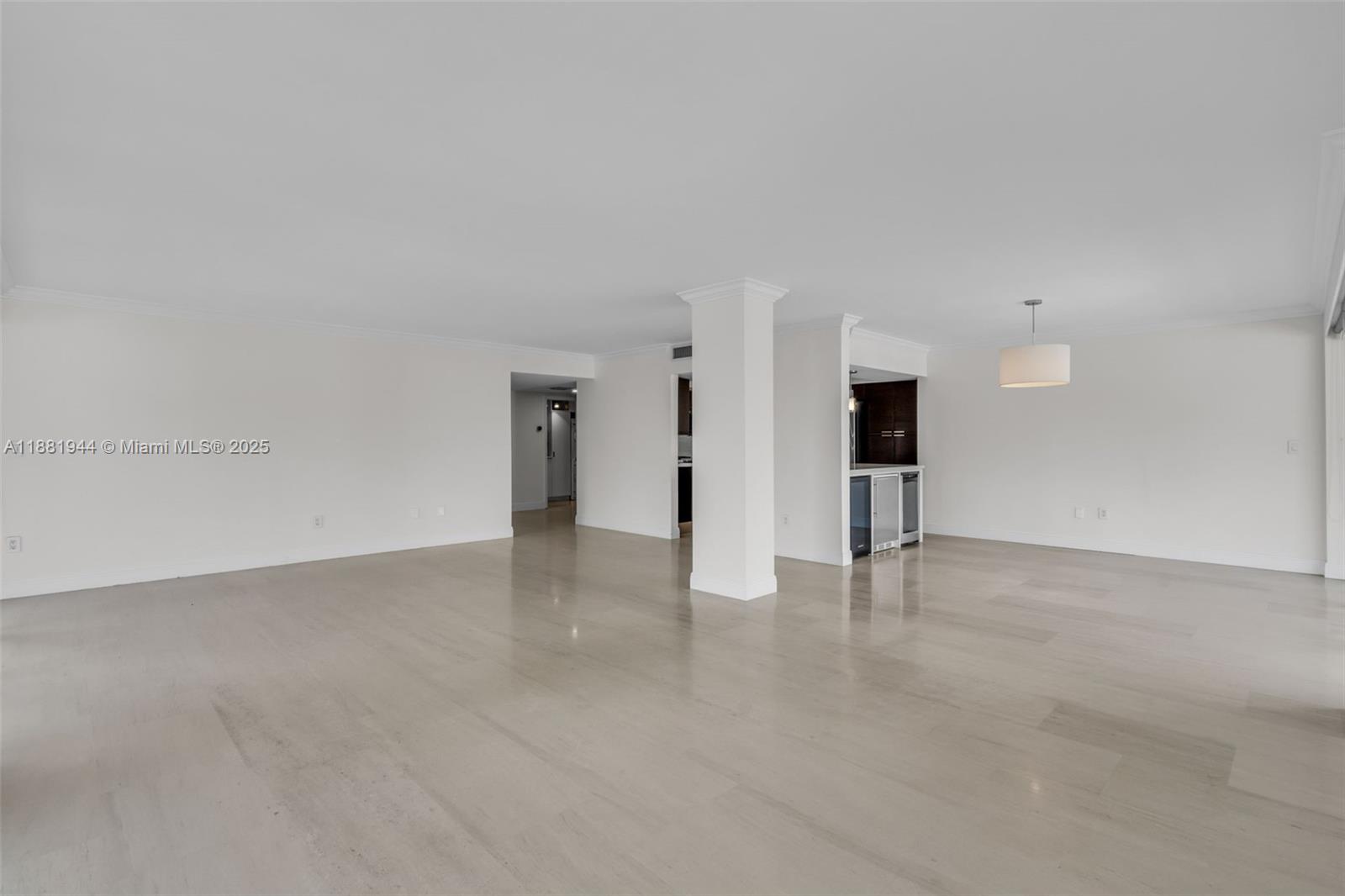 COMMODORE CLUB WEST CONDO - Residential