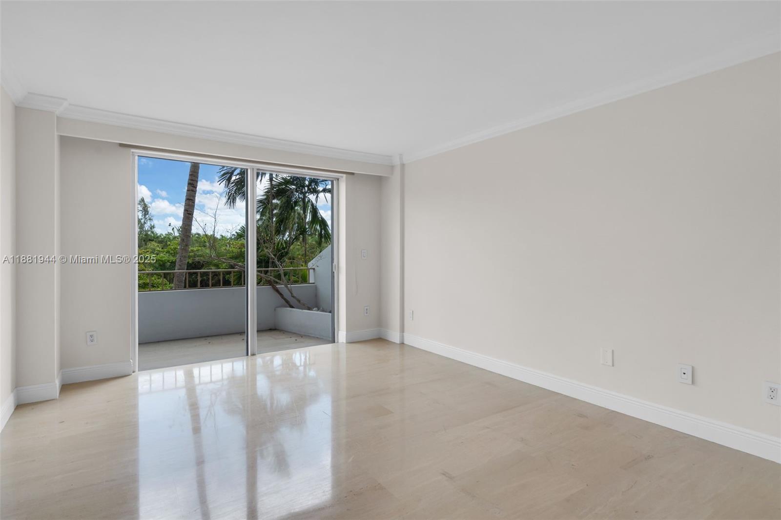 COMMODORE CLUB WEST CONDO - Residential