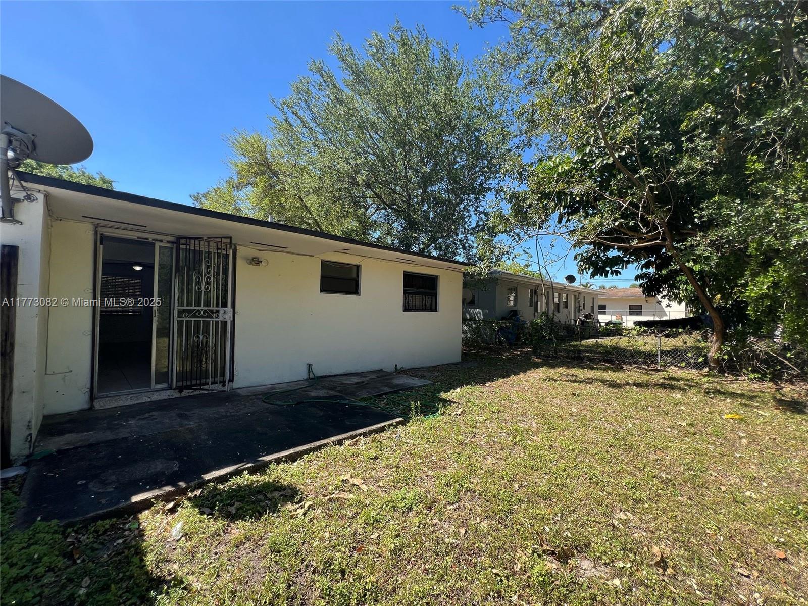 Rental Property at 3797 Nw 164th St 3797, Miami Gardens, Broward County, Florida - Bedrooms: 2 
Bathrooms: 1  - $2,200 MO.