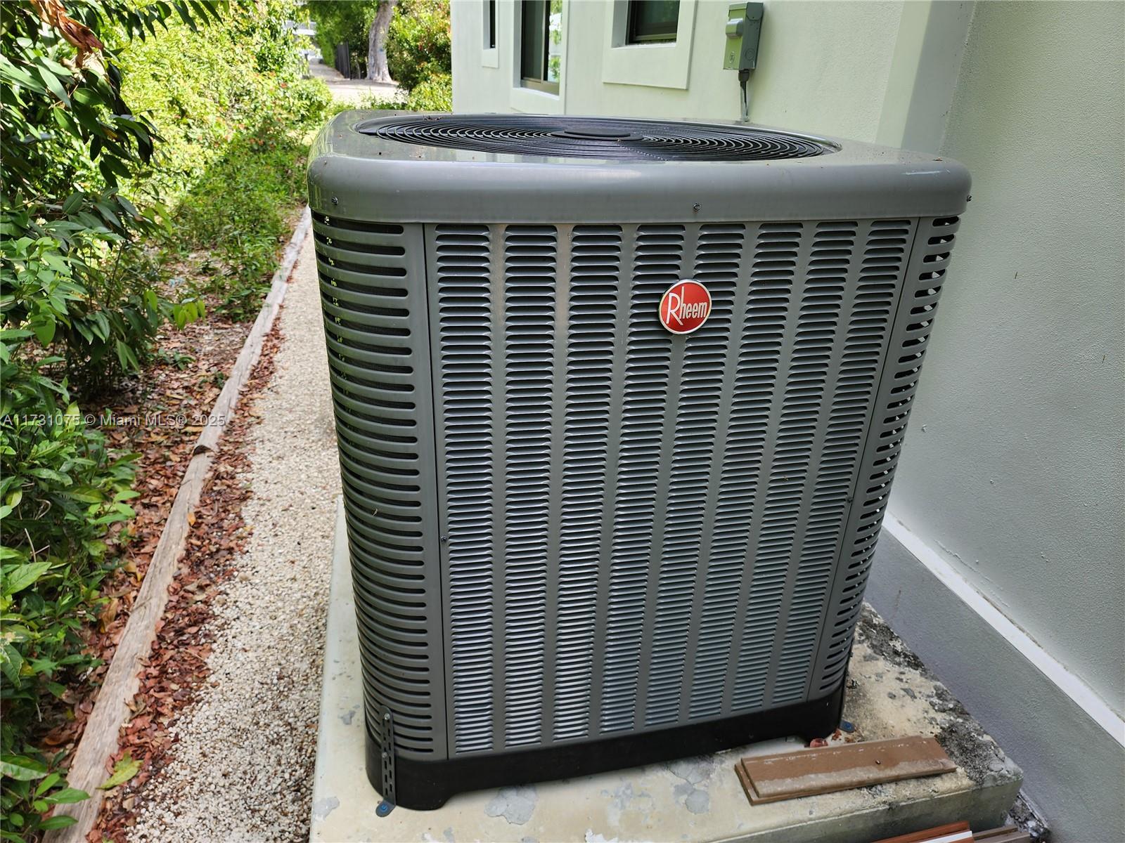 Largo Sound Park - Residential