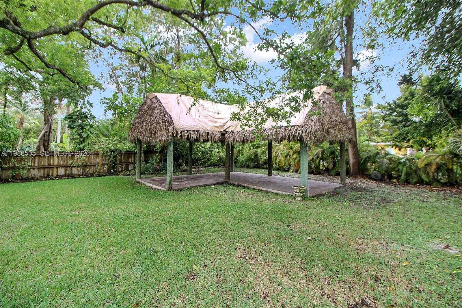 KENDALL GARDENS - Residential Lease