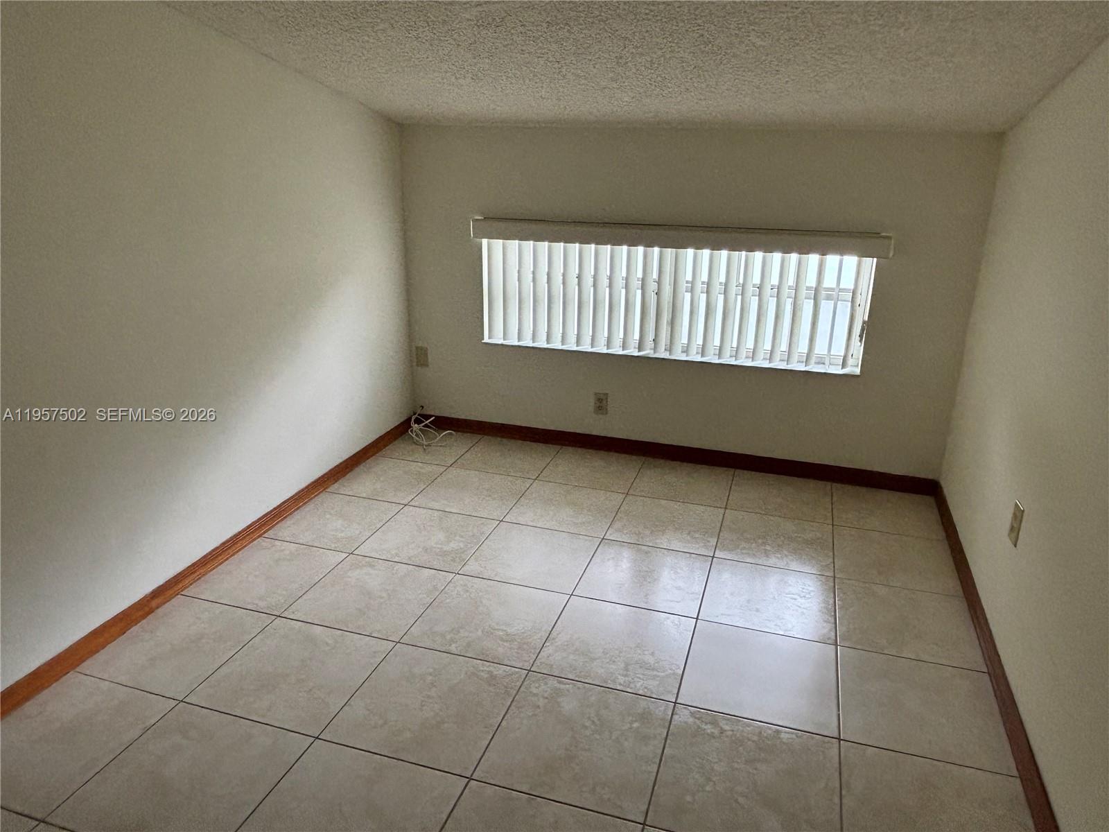 LAKES OF THE MEADOW - Residential Lease