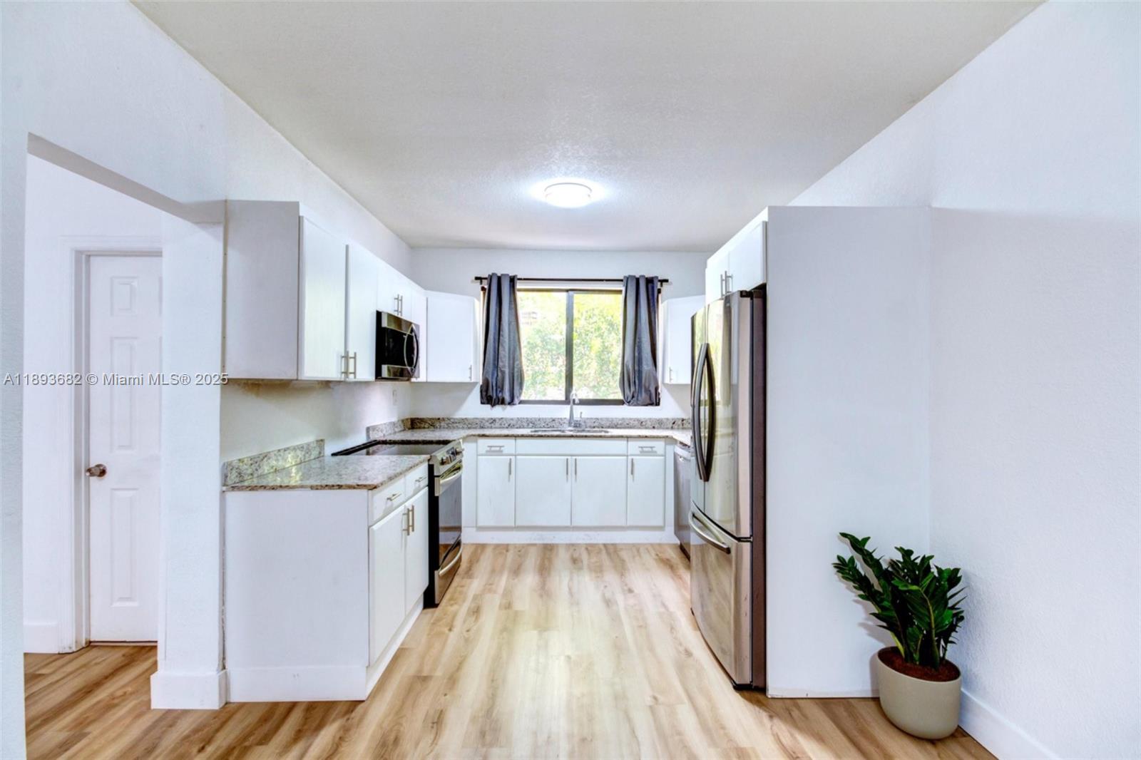 SUPERIOR PARK - Residential Lease