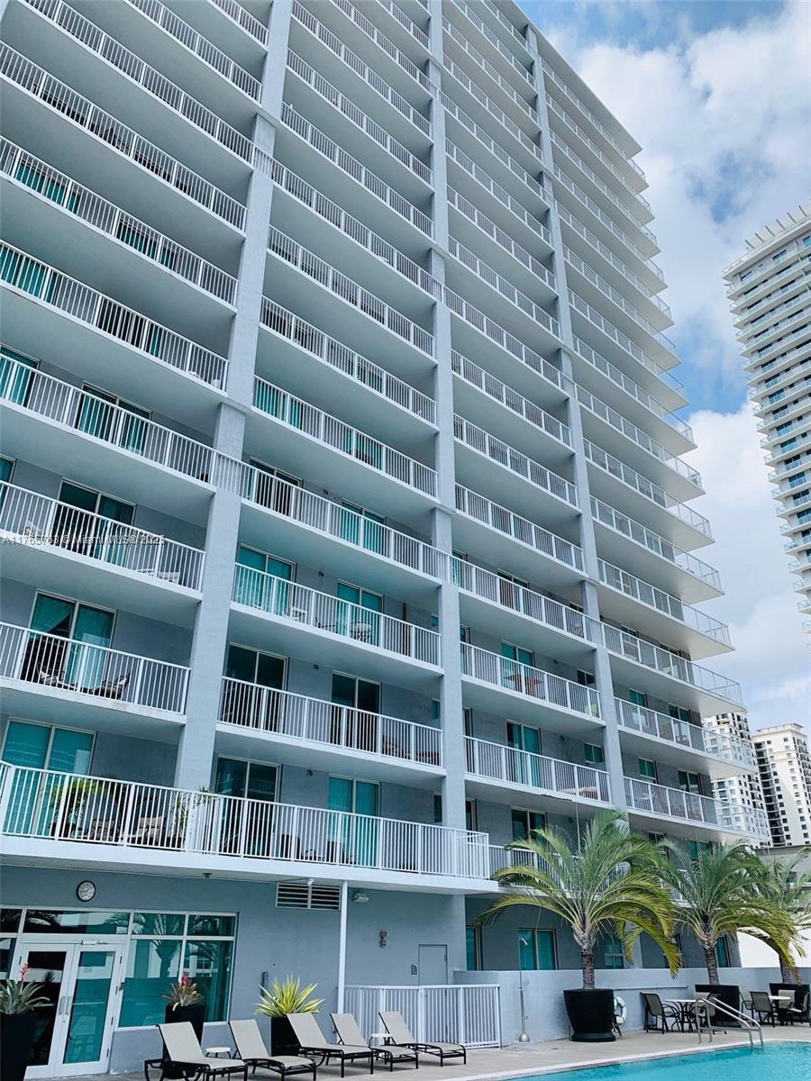 VUE AT BRICKELL CONDO - Residential
