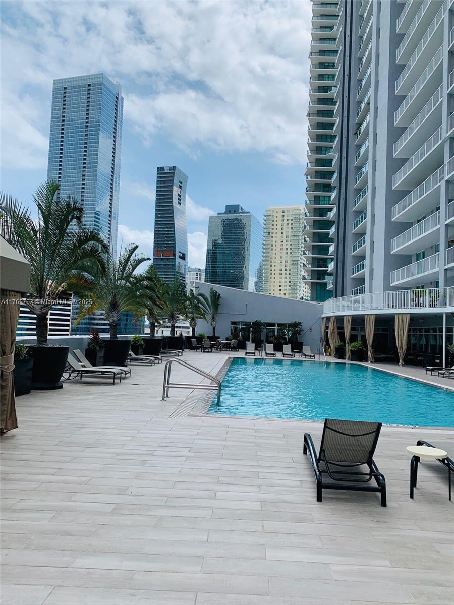 VUE AT BRICKELL CONDO - Residential